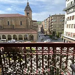 Homeoffice With Church Views Apartment