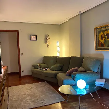Apartment Homeoffice With Church Views Zumarraga