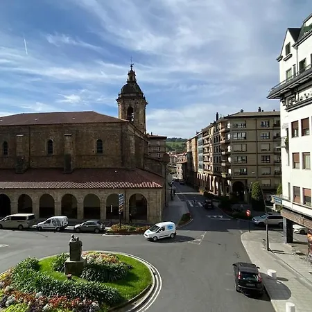 Homeoffice With Church Views *