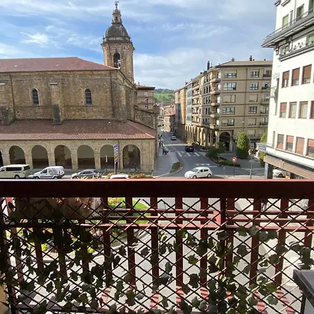 Homeoffice With Church Views Apartment